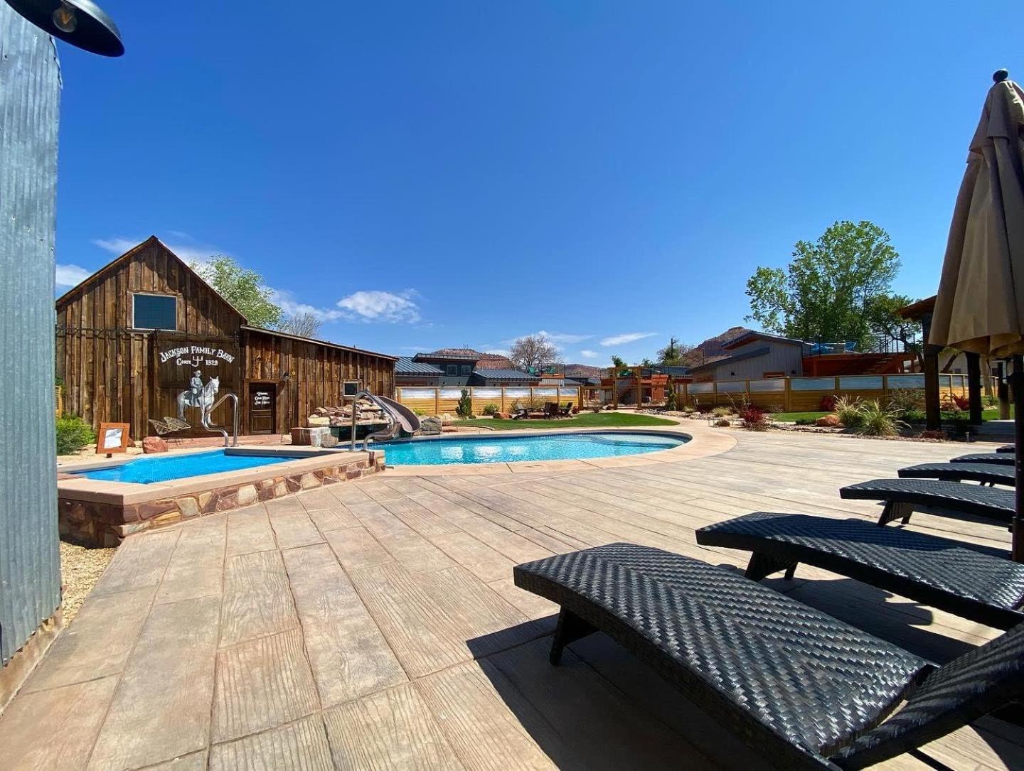 Timber & Tin F 2Bed 2Bath W Pool & Rooftop Deck Kanab Bagian luar foto